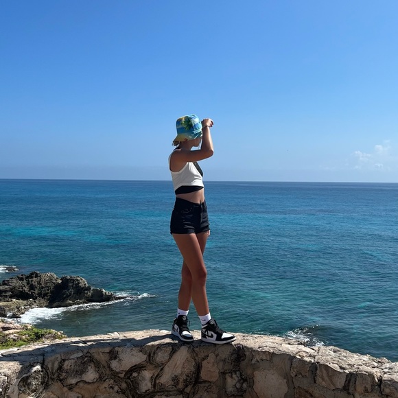 oliviarebstock